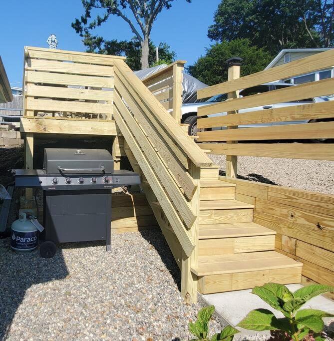 Beachy Bay Breeze Bungalow 2Br With Parking And Close To Many Amenities. West Haven Eksteriør bilde