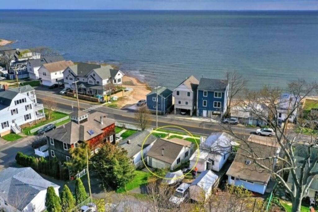 Beachy Bay Breeze Bungalow 2Br With Parking And Close To Many Amenities. West Haven Eksteriør bilde