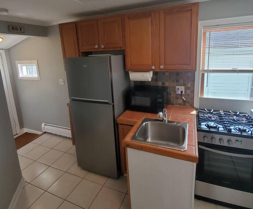 Beachy Bay Breeze Bungalow 2Br With Parking And Close To Many Amenities. West Haven Eksteriør bilde